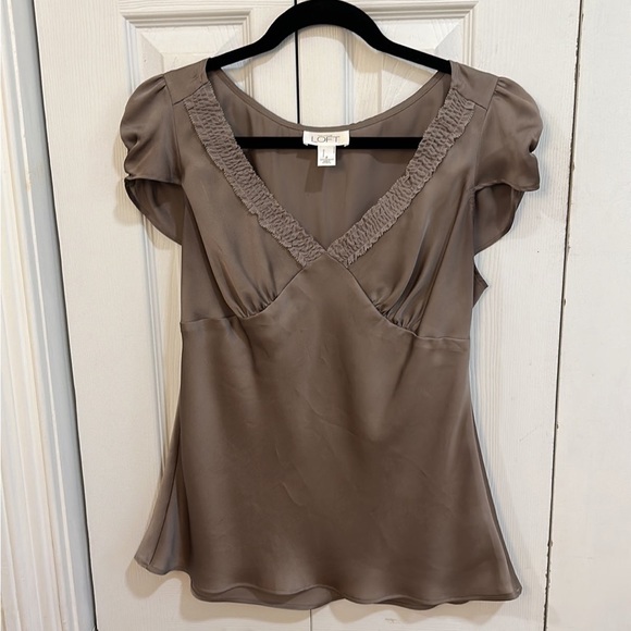 SOLD Y2K loft blouse size 8 faux satin - Picture 1 of 4